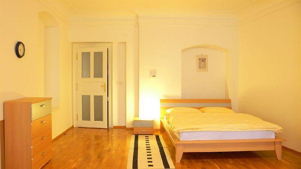 Bed & Breakfast Charles Bridge 3*