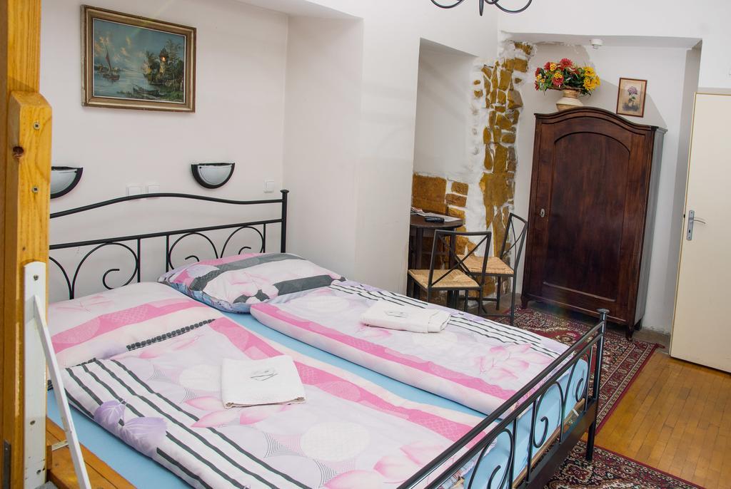 Bed & Breakfast Charles Bridge Praha